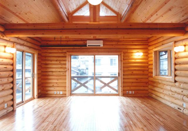 中野区 ログハウス | 高真建設の施工実績