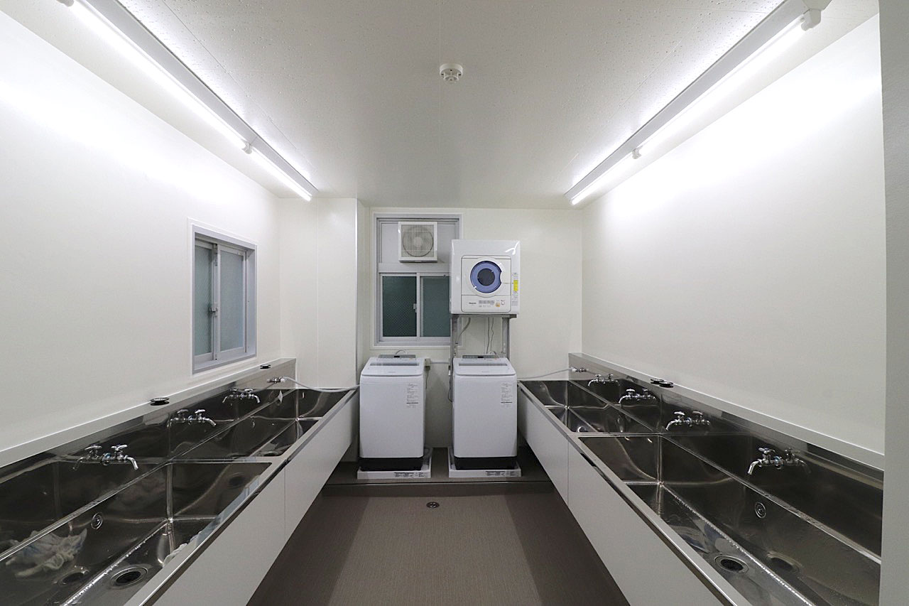 学校法人芝学園 体育館改修工事 | 高真建設の施工実績