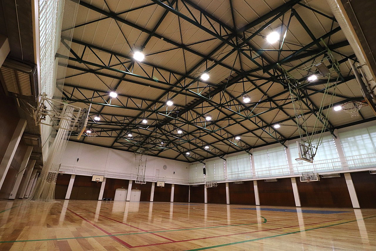 学校法人芝学園 体育館改修工事 | 高真建設の施工実績