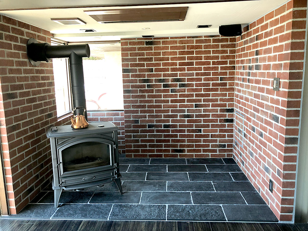 下田市別邸洛邑レストラン改修工事 | 高真建設の施工実績