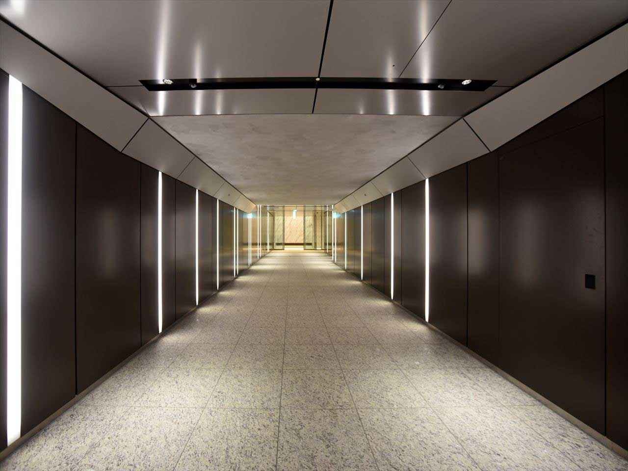 千代田区 大手町駅地下通路 | 高真建設の施工実績